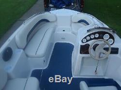 2000 Hurricane FD170 Deck Boat. Super clean! 1 owner, Cover Trailer Bimini Top